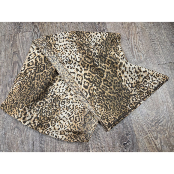 Cashmink by V. Fraas Made in Germany Animal Leopard Print Infinity Scarf - Picture 1 of 3